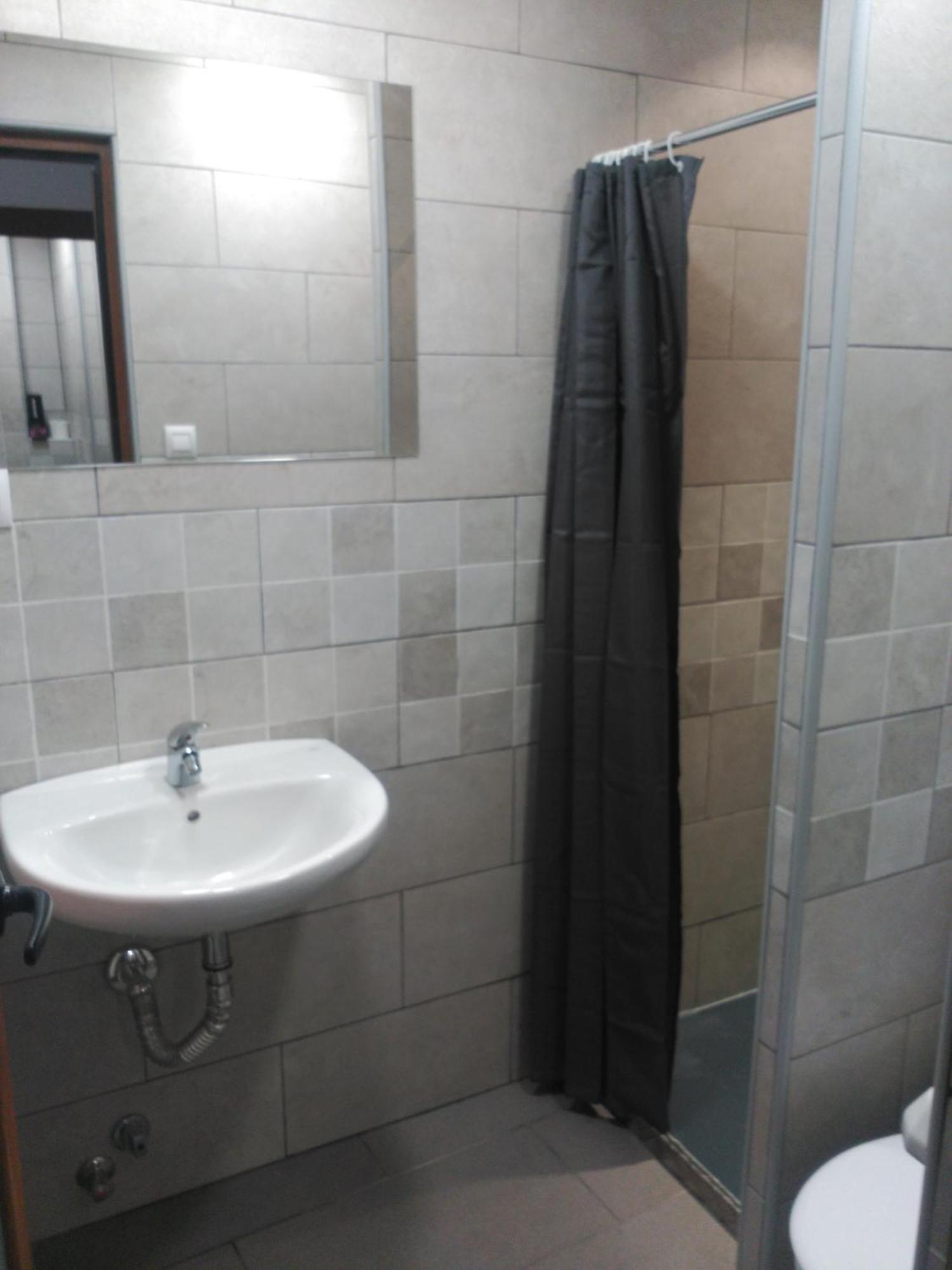 Apartamentos La Casona De Ezcaray Con Terrazas Y Patios Individuales Exterior foto